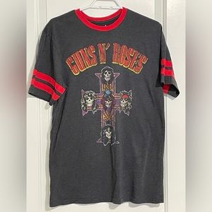 BRAVADO official merch Guns N Roses vintage style ringer Tee Size L